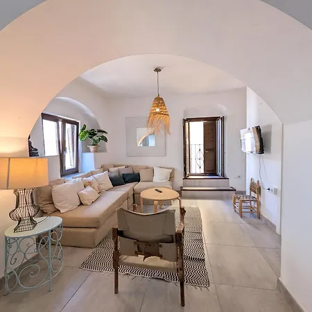 Apartment Livingtarifa Karma